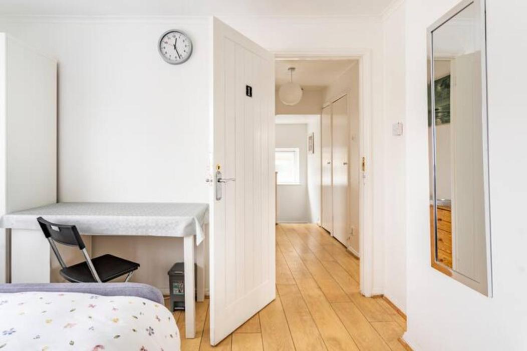 Luton Airport House In Quiet And A Very Pleasant Area, Near London Luton Airport Λούτον Εξωτερικό φωτογραφία