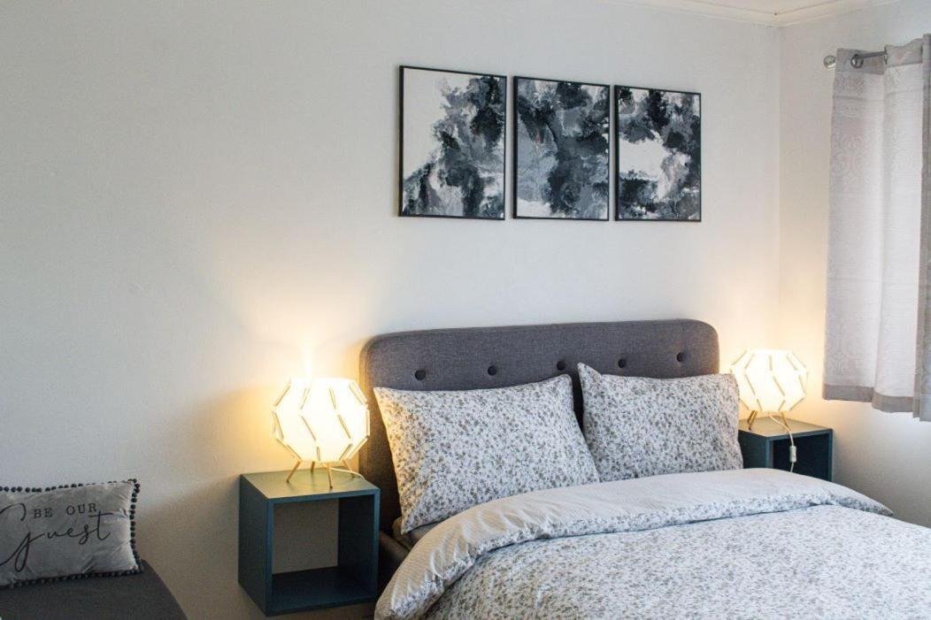 Luton Airport House In Quiet And A Very Pleasant Area, Near London Luton Airport Λούτον Εξωτερικό φωτογραφία